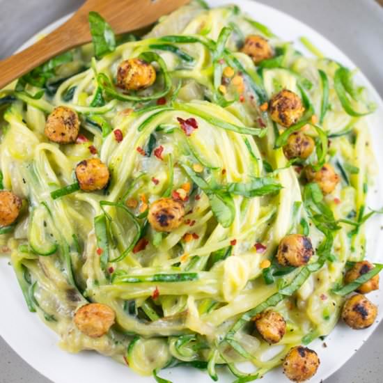 One Pot Creamy Garlic Zoodles
