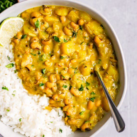 Jamaican Black-eyed Pea Curry