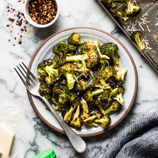 Chili Garlic Roasted Broccoli