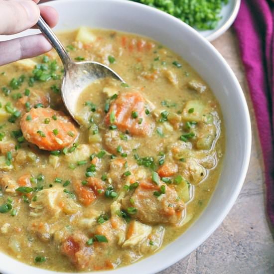 Paleo Whole30 Chicken Curry Soup