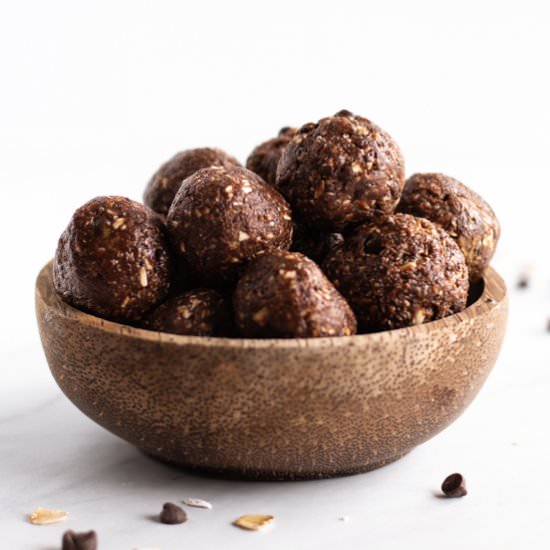 Low FODMAP PB Brownie Bites