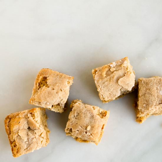 Vegan Chai Blondies