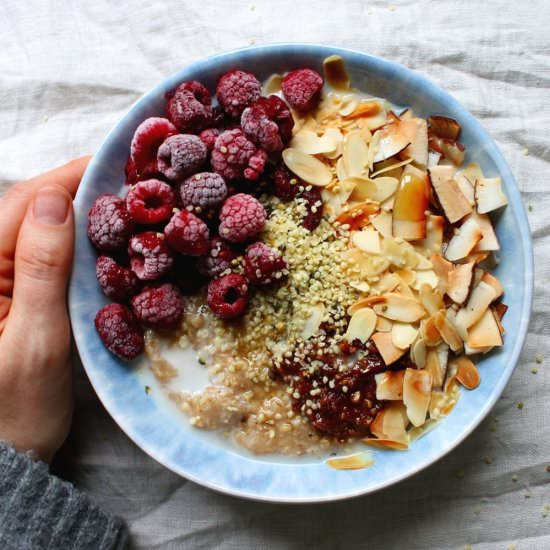 Loaded oatmeal bowls