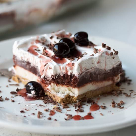Red Velvet Lasagna Dessert