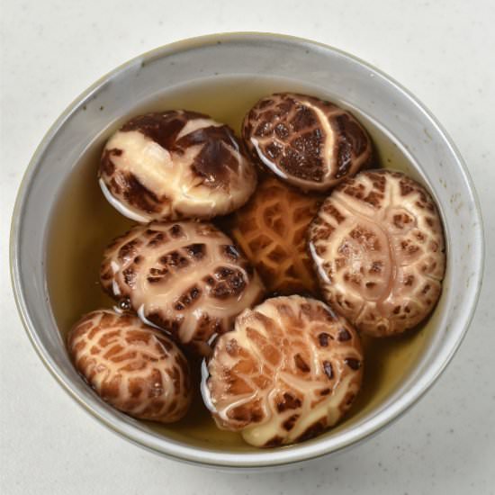 Dried Shiitake Mushrooms