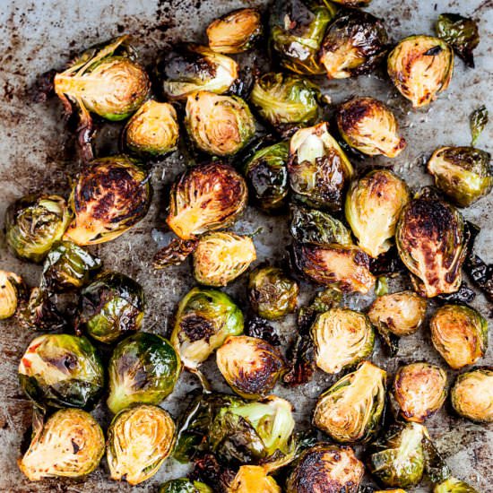 honey sriracha brussels sprouts