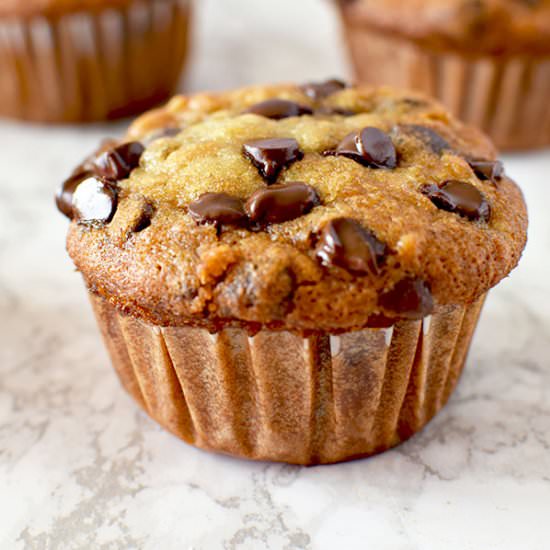 Moist Banana Chocolate Chip Muffins