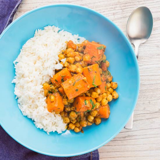 Carrot and Chickpea Curry