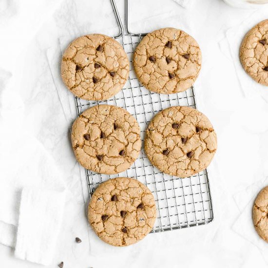 Crunchy Chocolate Chip Cookies
