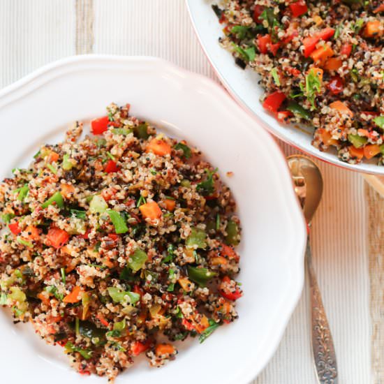 Vegetable stir fry with quinoa