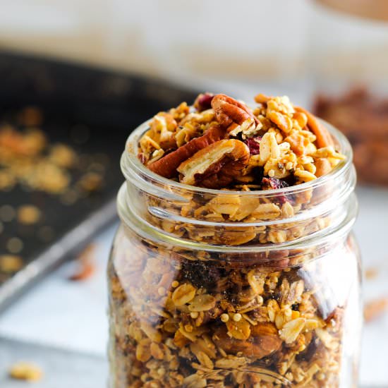 Quinoa Crunch Granola