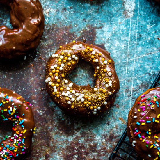 yeast raised doughnuts