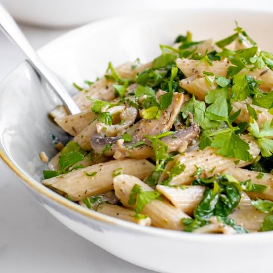 CREAMY MUSHROOM PASTA