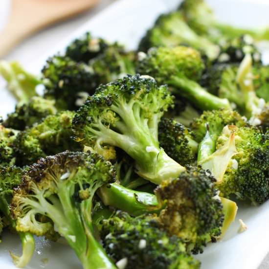 Roasted Lemon Garlic Broccoli