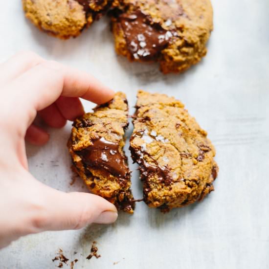 Paleo Chocolate Chunk Cookies