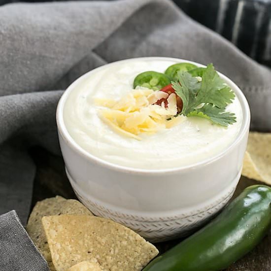 Easy White Queso Dip