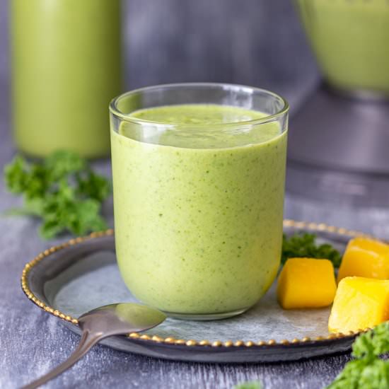 mango kale smoothie