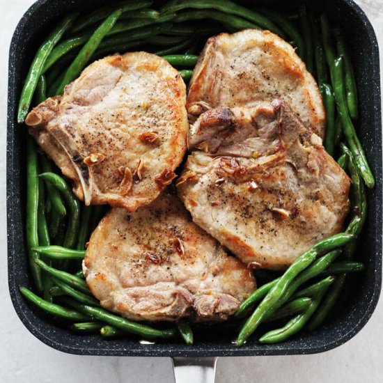 Golden Garlic Pork Chops