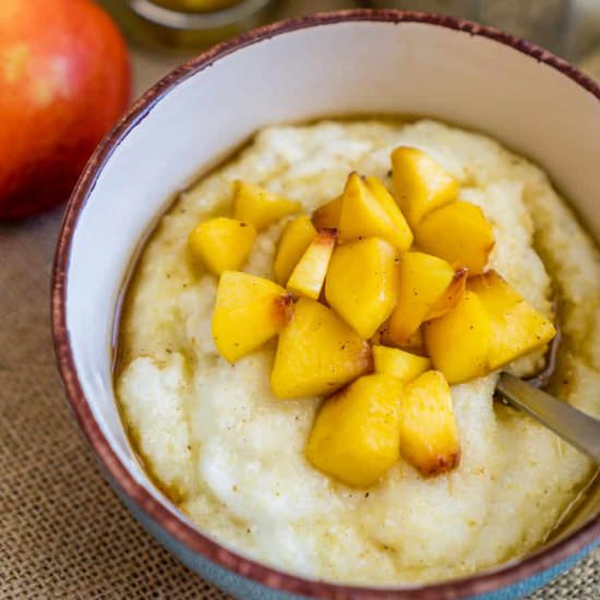 Breakfast Grits with Peach Compote