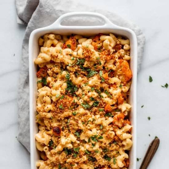 Buffalo Cauliflower Mac and Cheese