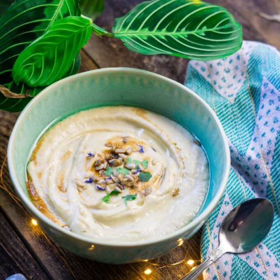 Cauliflower & Sunflower Soup