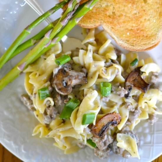 Easy Beef Stroganoff Skillet Dinner