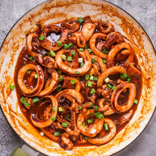 Tomato Squid Stir Fry