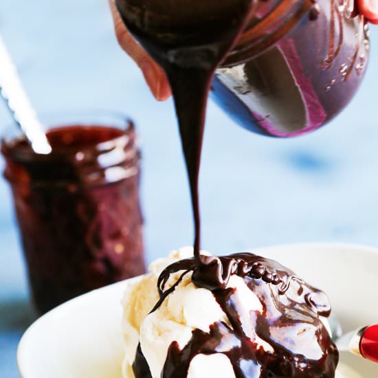 Easy Homemade Hot Fudge Sauce