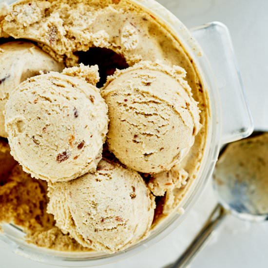 Vanilla Date Ice Cream