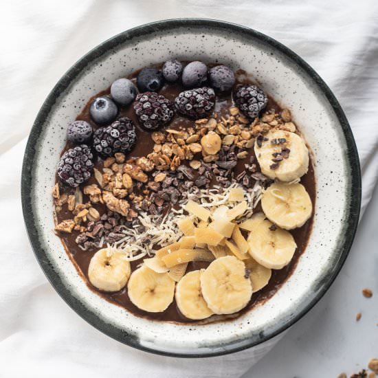 Chocolate Avocado Smoothie Bowl