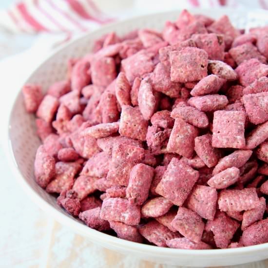 Red Velvet Puppy Chow