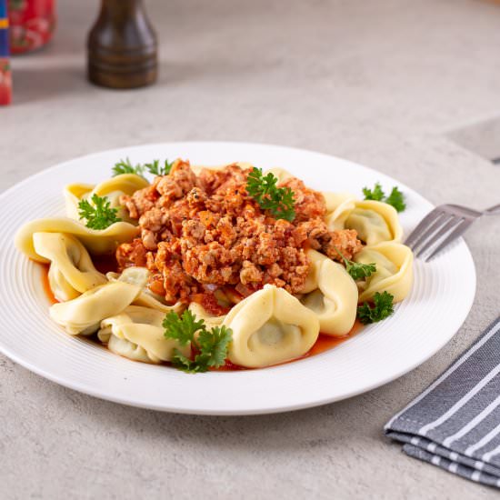 Tortellini in turkey ragu