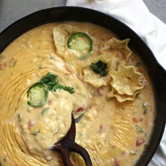 Creamy Jalapeño Queso