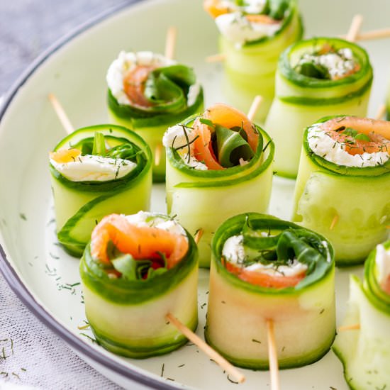 smoked salmon cucumber rolls