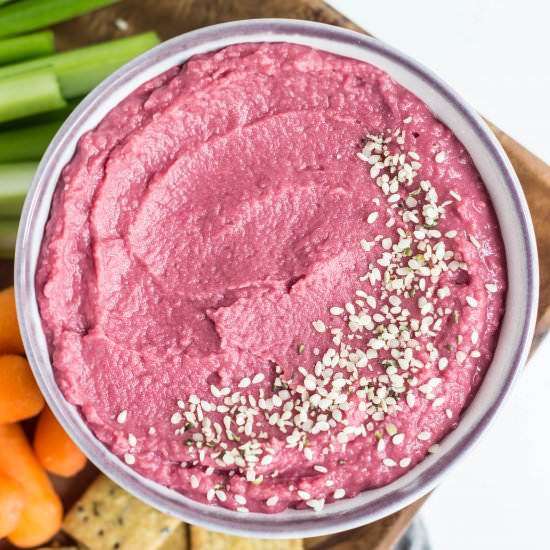 5 minute vegan beetroot bean dip