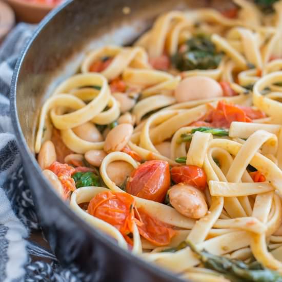 Butter Bean, Spinach, Tomato Pasta