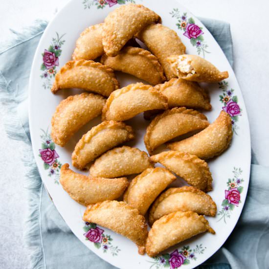 Cantonese Sweet Fried Dumplings