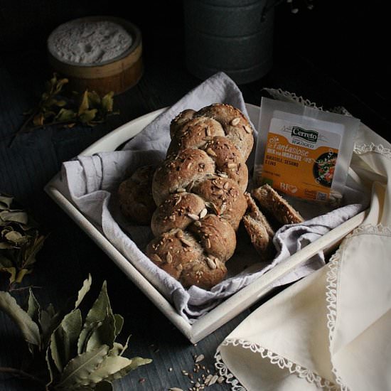 Bread with seed mix