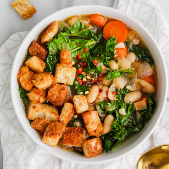 Tuscan White Bean Soup