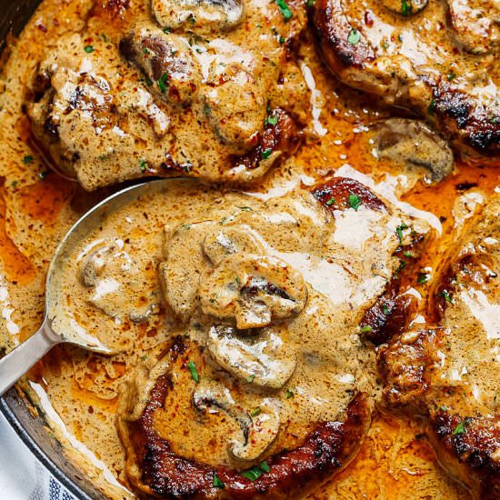 Creamy Pork Chops &  Mushroom Sauce