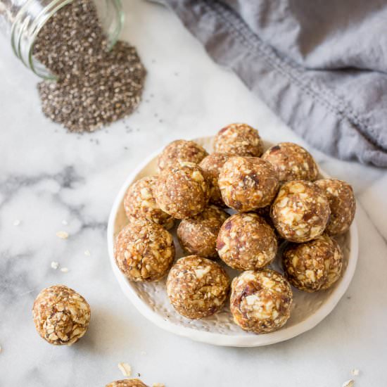Apple Pie Energy Bites