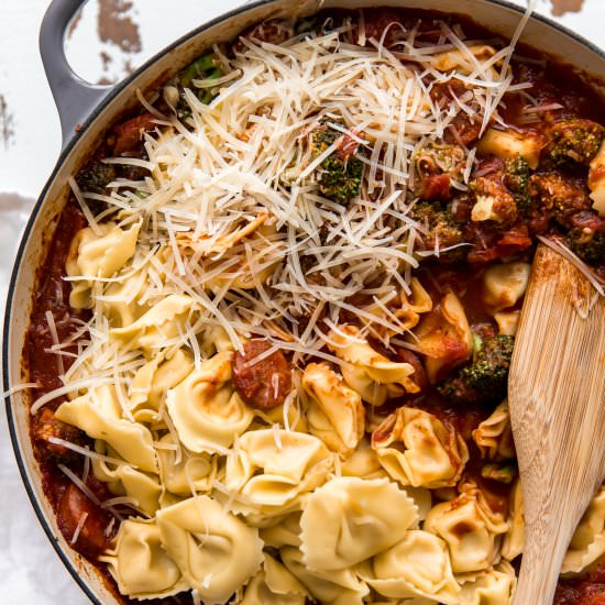 Cheesy Tortellini Bake