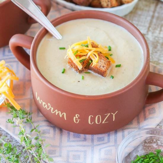 Roasted Cauliflower Leek Soup