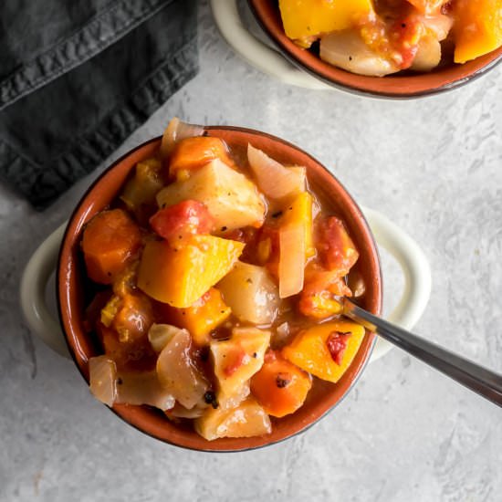 Slow Cooker Root Vegetable Stew