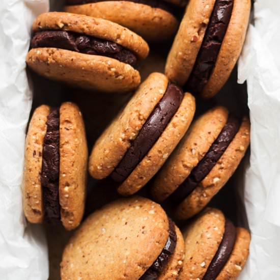 Amaretto cookie sandwiches