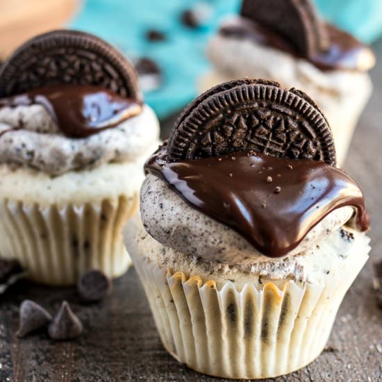 Cookies & Cream Cupcakes