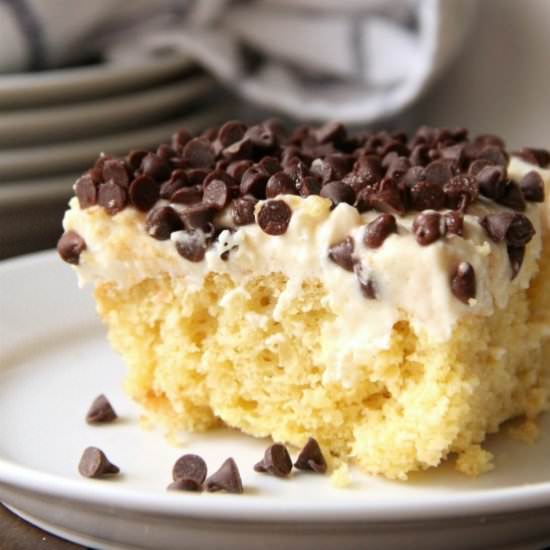 Cannoli Poke Cake
