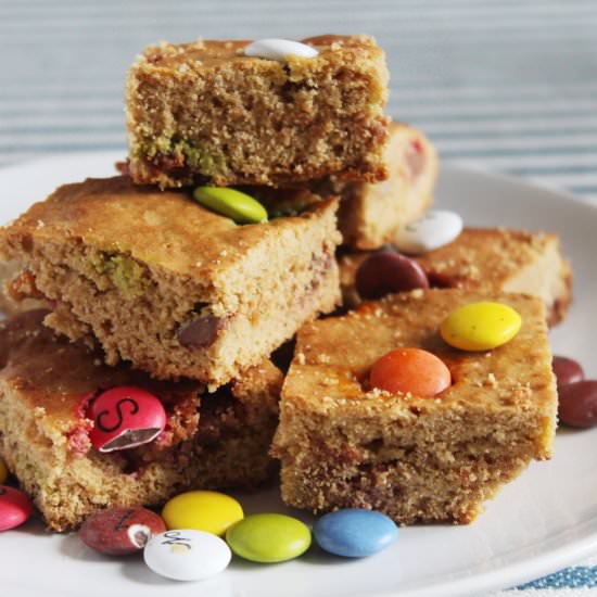 Birthday blondies
