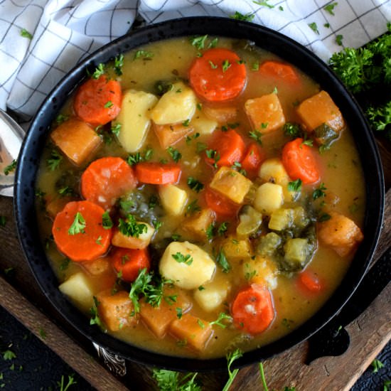 Chunky Vegetable and Spinach Soup