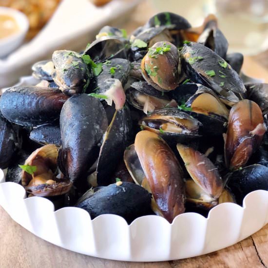 Mussels in Mustard & Saffron Sauce